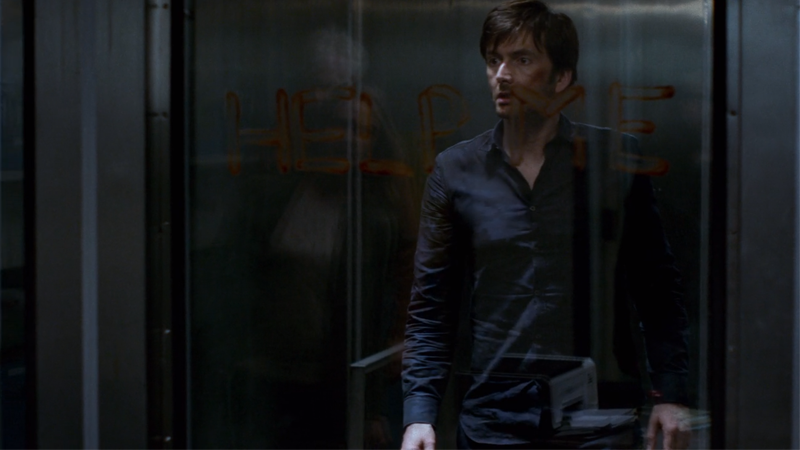 A captive Kilgrave is reunited with his parents.